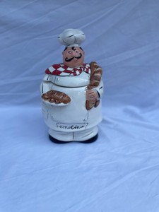 NICE ITALIAN CHEF COOKIE JAR