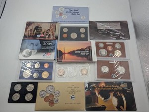 United States Mint Proof & Uncirculated Coin Set Group