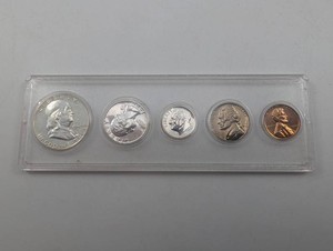 1960 Date Set