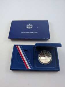 1986 Ellis Island United States Liberty Coin One Dollar in Case