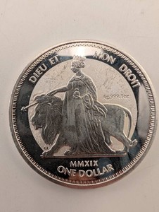 Queen Elizabeth II 2019 One Dollar Silver Coin 1 Oz