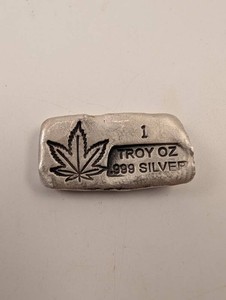 1 Troy Oz .999 Silver Bar Leaf Design