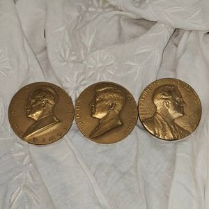 Set of three Bronze 7.8oz Presidential Medallions