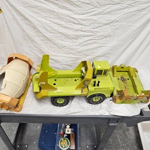 Tonka XL Pressed Steel Concrete Truck