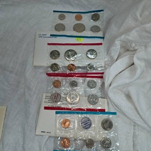 1969,1970 US Mint Set, UNC, P&D,Silver