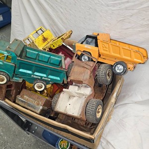Structo, Nylint, Tonka Dump Trucks and Parts