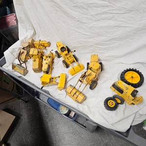 Lot of Diecast Construction Equipment-John Deere, International