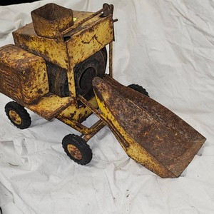 RARE Wheeled Concrete Mixer in Working Order