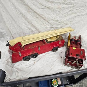 Tonka Ladder Truck and FD58 Pumper Truck