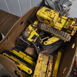 Lot of Tonka Doziers and Parts