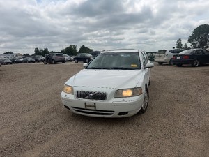 2005 Volvo V70