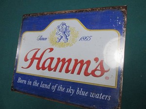 Hamms metal sign measures 12 x 16 i...