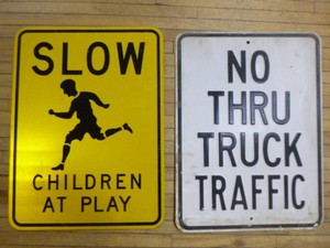 2 Road Signs
