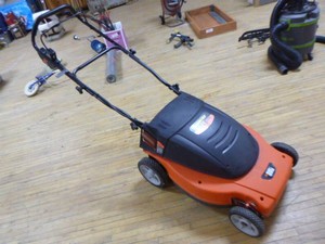 Black & Decker Cordless Push Lawn Mower