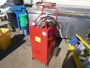 Directional Hand Oil Pump