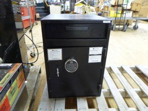 Cennox Mail Box Drop Safe