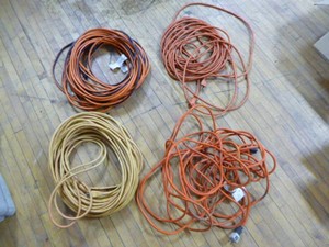 4 Extension Cords
