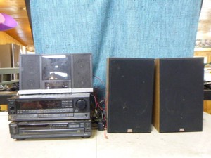 2 Stereo Systems