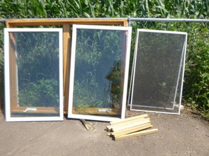 Crank-Out Window with Screens