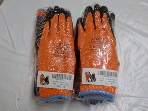 4 pair Waterproof Gloves...