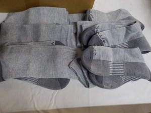6 pair Size Large Aptyid Mens Crew...