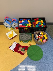 Mixed Kids Toy Lot With Playhouse, Record Player, Blocks & Play Mats