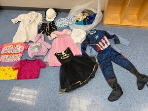 Costumes Barbie, Batman & Captain America Kids Costume Mixed Lot