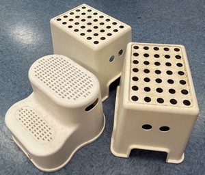 Plastic Step Stools (Lot of 3)