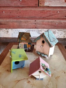 Nice Lot of Birdhouses