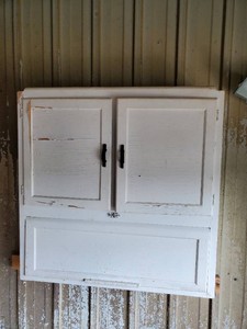 Upper Cabinet for Sellers Housier Cabinet