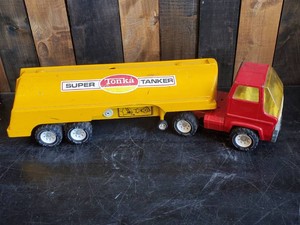 Large 26 Long Tonka Super Tanker Truck