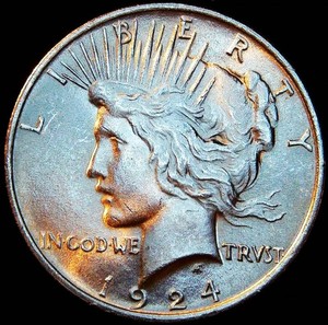 Higher Grade Uncirculated 1924-P Silver Peace Dollar, Full Luster