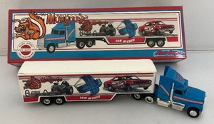 Collectible Ertl Brand 164 Scale Die-Cast The Mongoose Tom Mcewen Transporter (Missing One Tire) See Photos