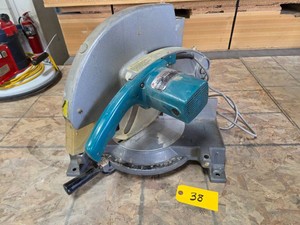 Makita 12 Miter Saw...