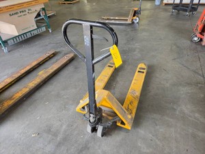 Pallet Jack ...