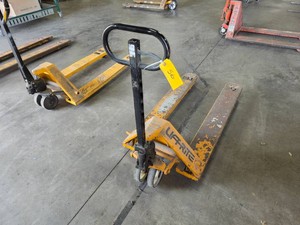 Pallet Jack ...