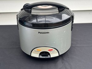 Electric Rice Cooker Steamer - Panasonic SR-TE15PS 630W