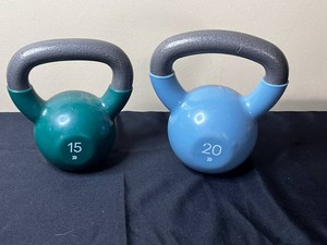 Pair of Kettlebell Weights - 15 Lb & 20 Lb