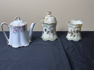 VTG Porcelain Tea Set - 3 Pieces With Floral and Leaf Motif
