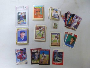 MLB Trading Cards