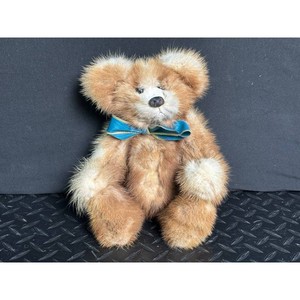 Vintage Brown Plush Bear Stuffed Toy with Blue Bow � Collectible Companion