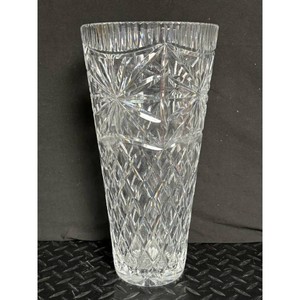 Clear Cut Crystal Vase with Starburst Pattern