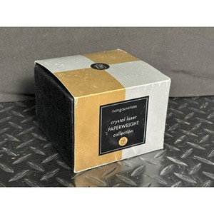 Living Quarters Crystal World Map Paperweight Cube � Laser Etched, Boxed Set