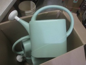 (G-1) 5 New 2-Gallon Watering Cans ...