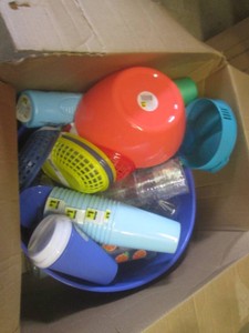 (BR1) Big Box of New Plastic Cups B...