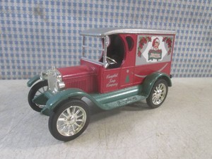 (FS) Ertl Diecast Vintage Chevrolet...