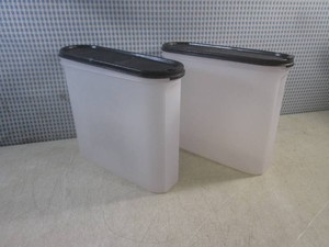 (CS) 2 Tupperware Modular Mate Oval...
