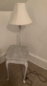 Side table with Lamp