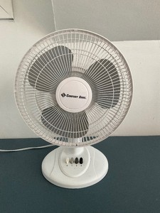 Oscilating Table Fan