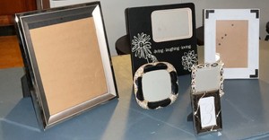 Lof of 6 Assorted Picture Frames